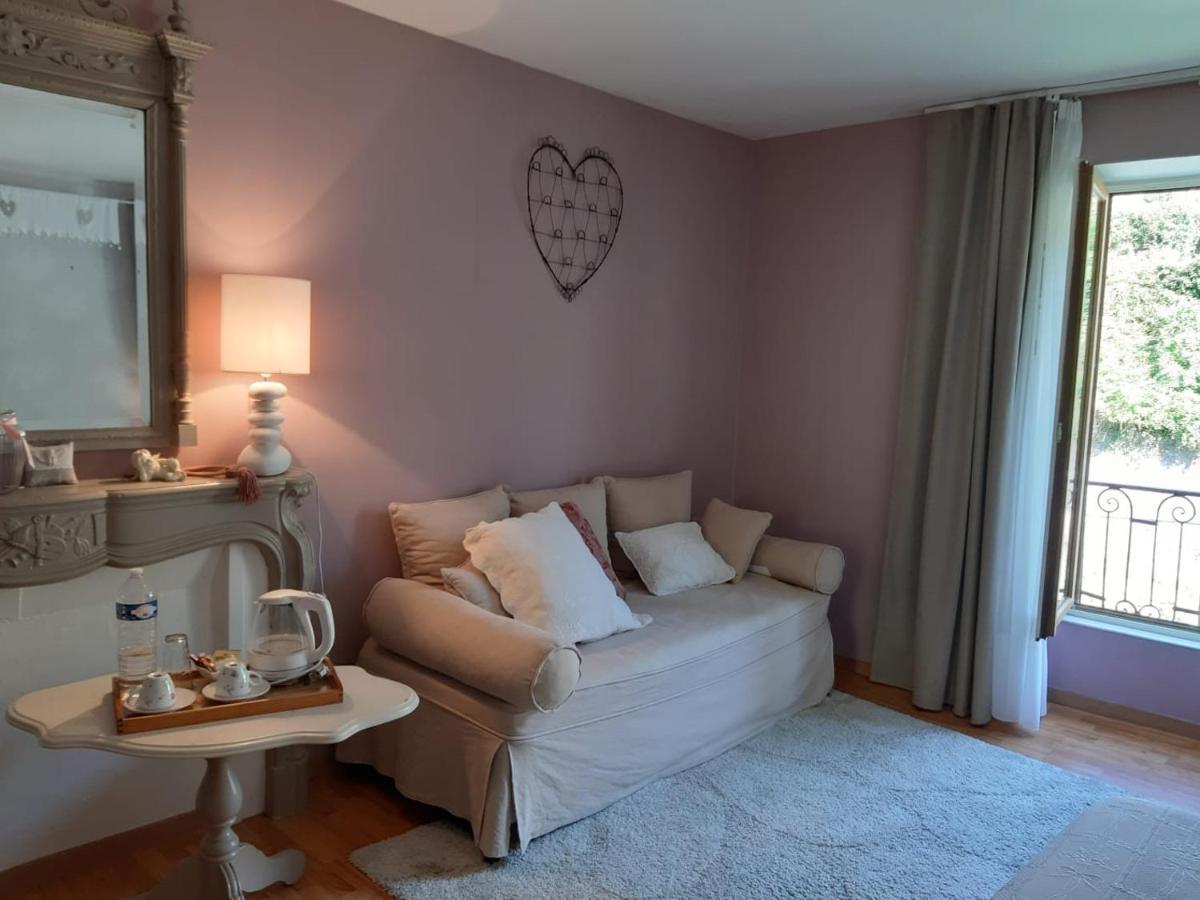 Au Fil De Lods Bed & Breakfast ภายนอก รูปภาพ