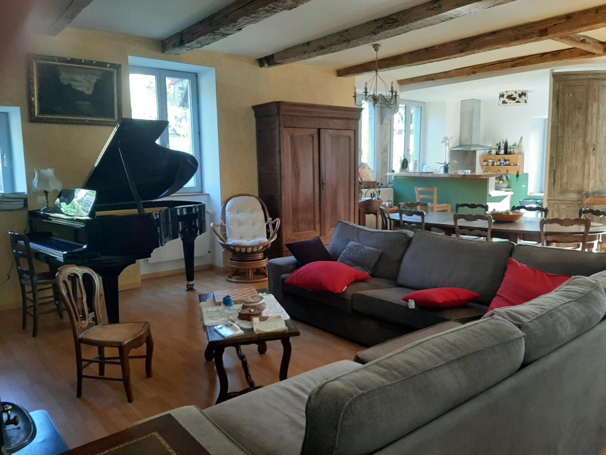 Au Fil De Lods Bed & Breakfast ภายนอก รูปภาพ