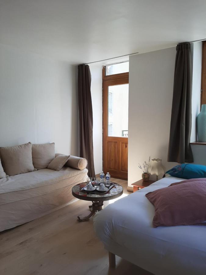 Au Fil De Lods Bed & Breakfast ภายนอก รูปภาพ