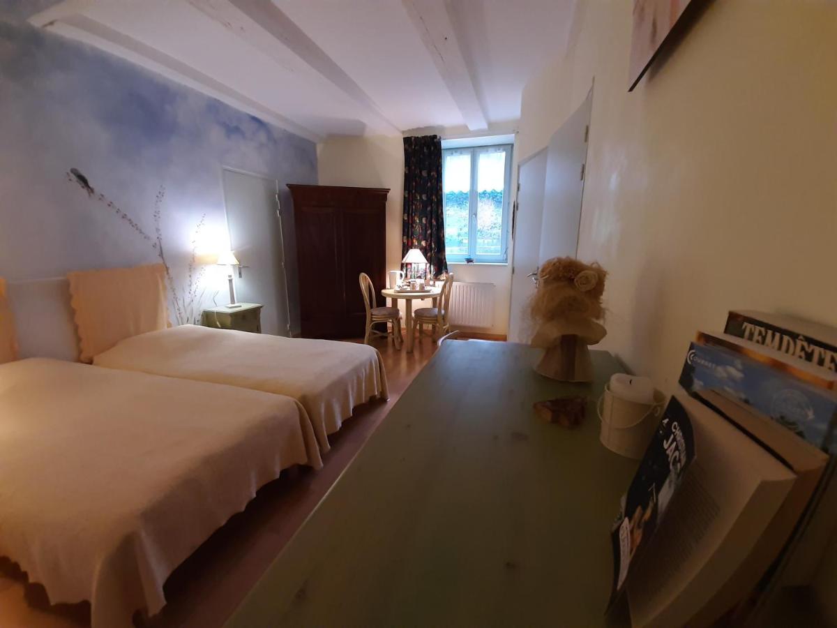 Au Fil De Lods Bed & Breakfast ภายนอก รูปภาพ