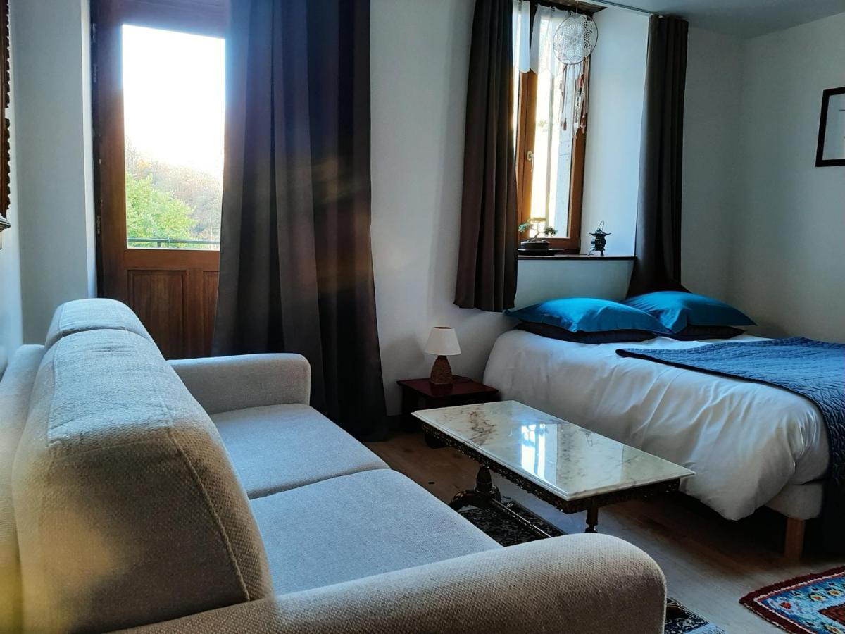Au Fil De Lods Bed & Breakfast ภายนอก รูปภาพ