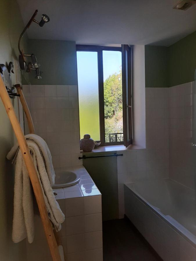 Au Fil De Lods Bed & Breakfast ภายนอก รูปภาพ