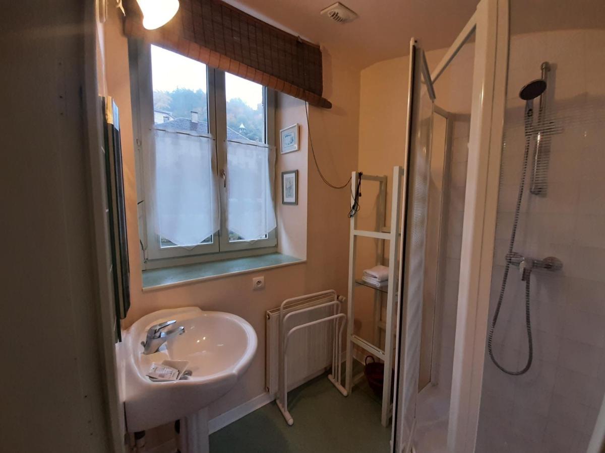 Au Fil De Lods Bed & Breakfast ภายนอก รูปภาพ